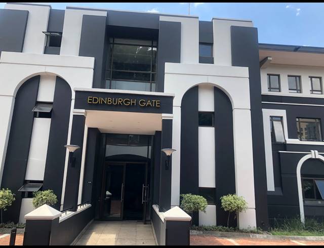 267M² OFFICE TO LET IN HYDE PARK